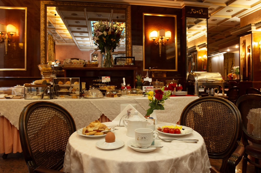 Hotel Vittoria 33/50