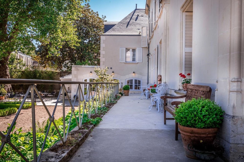 Le Clos D Apos Amboise 47/50