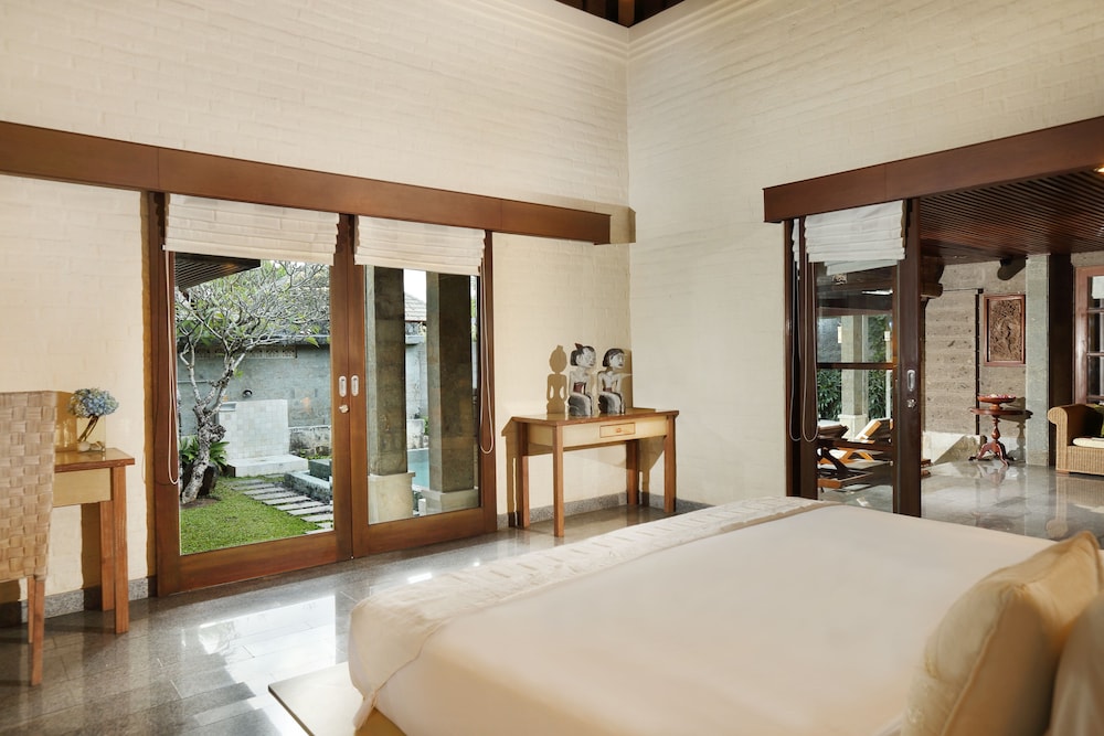 2 Bedrooms, Grand, Pool, Villa, 2 King Beds