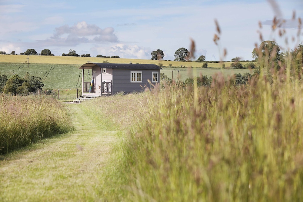 Westfield House Farm 46/50
