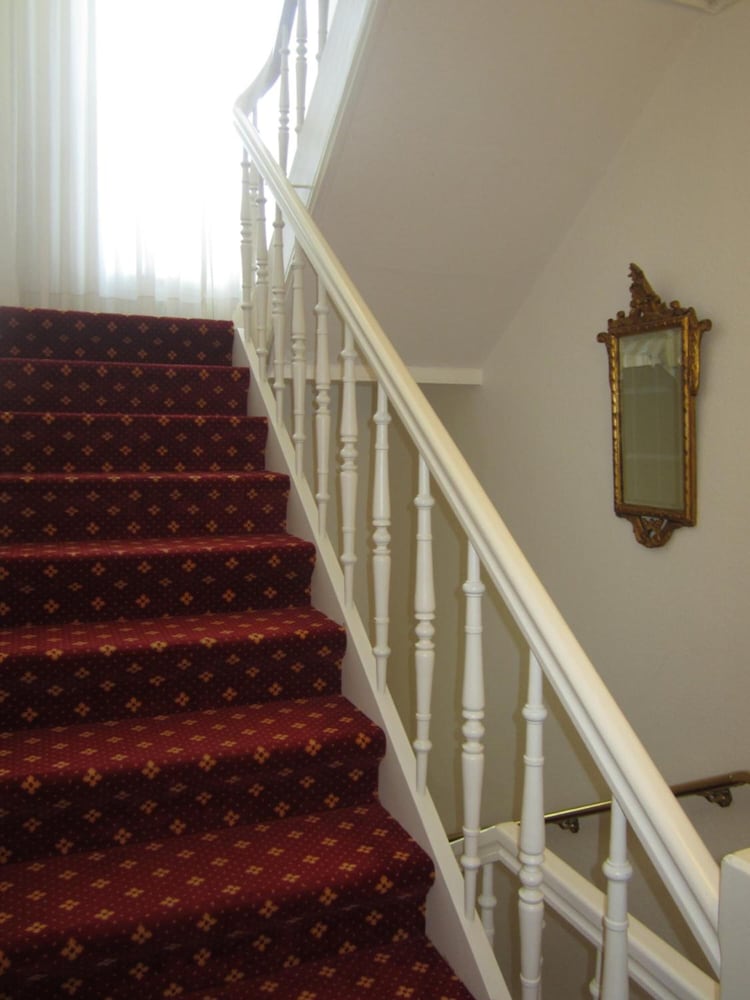Hotel Rheinischer Hof 12/36