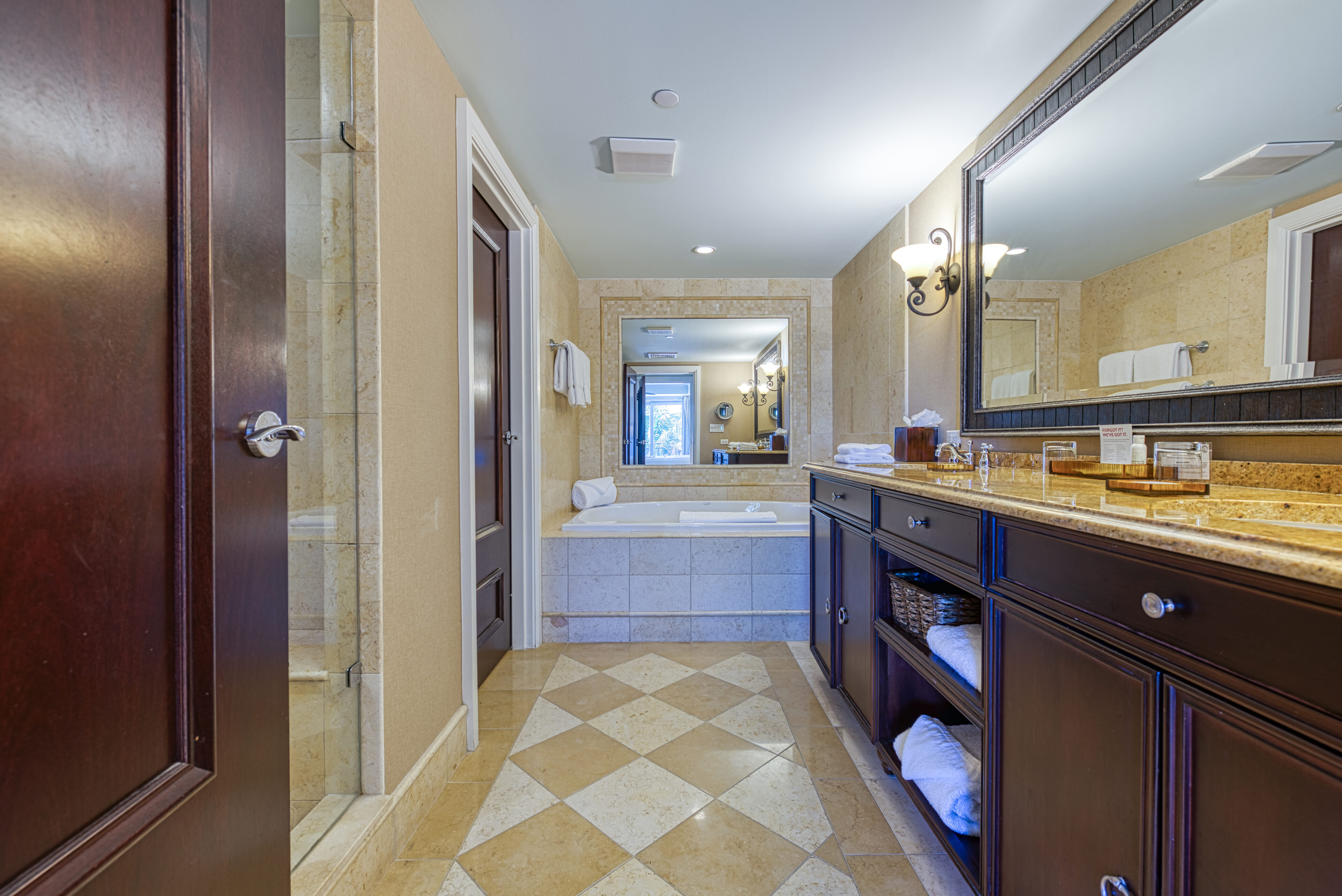 1 Bedroom, Suite, Ocean Front