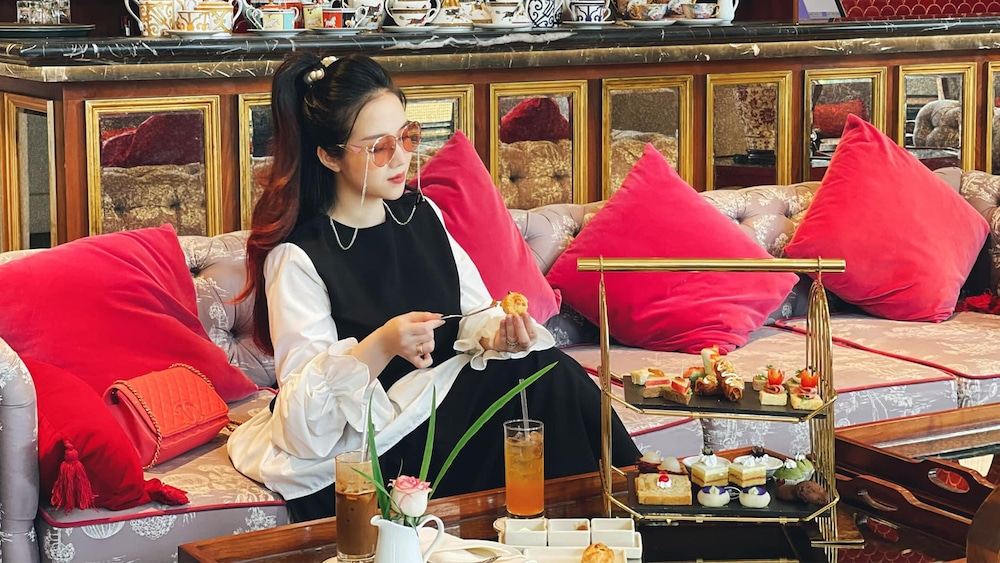 Silk Path Grand Hue Hotel 33/50