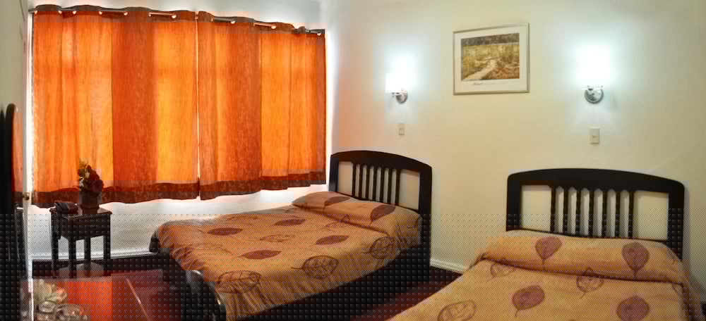 HOTEL 5A AVENIDA 10/34