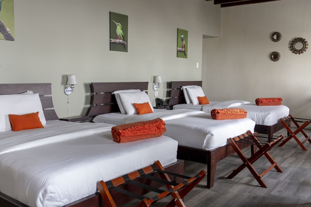 HOTEL COLONIAL SAN AGUSTIN 29/77