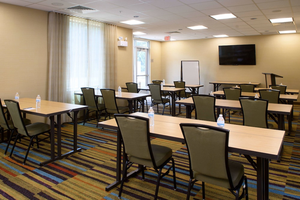 Fairfield Inn And Suites By Marriott Richmond Ashland 42/50