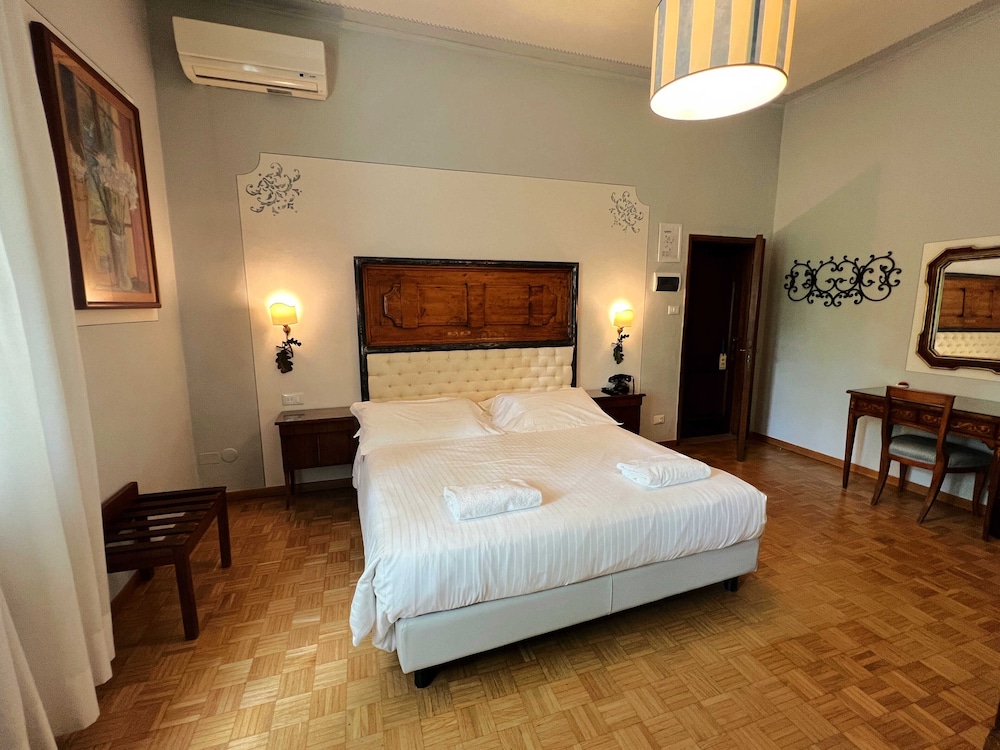 Hotel David 5/50