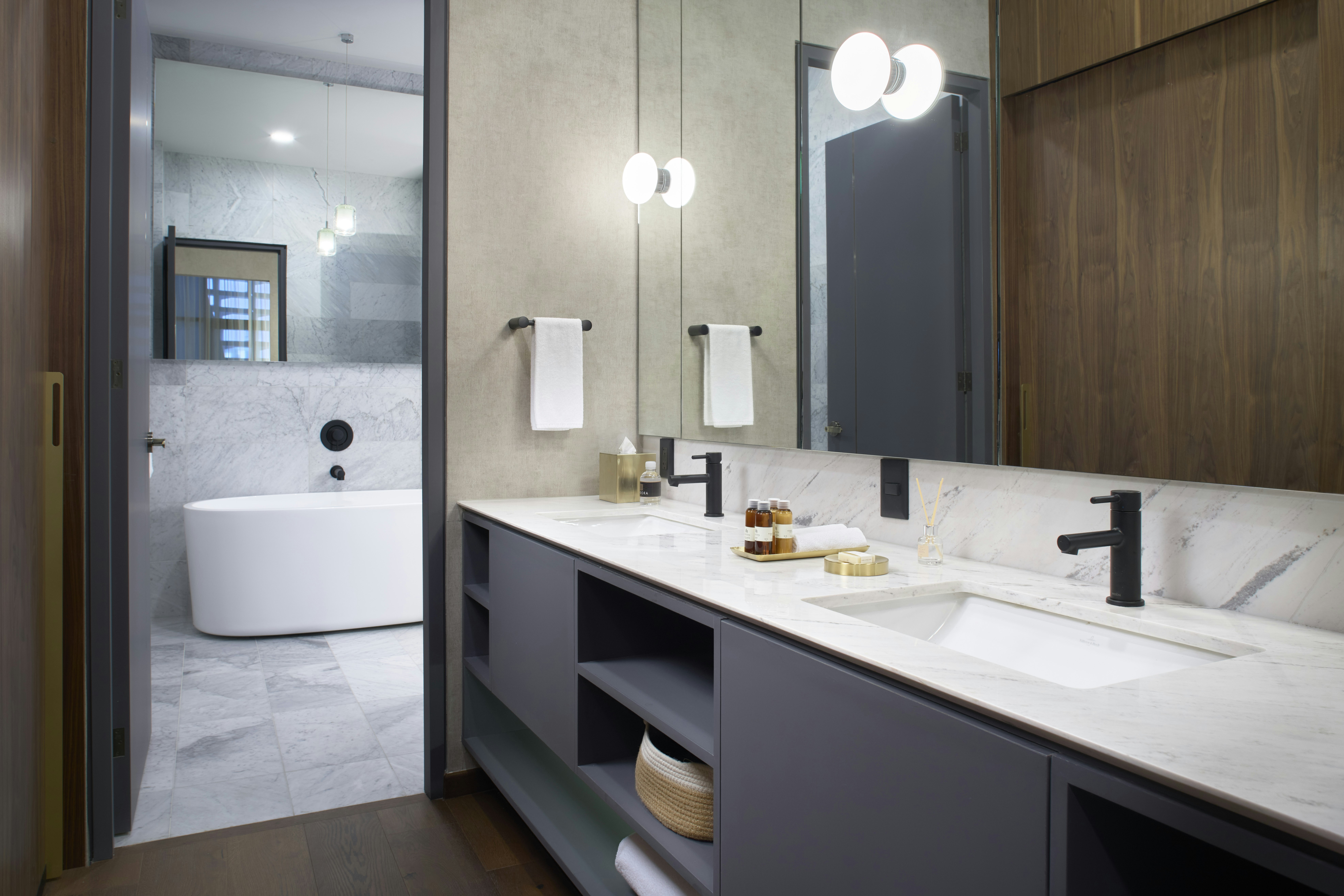 XOMA LUXURY PLUS BY VIADORA 39/40