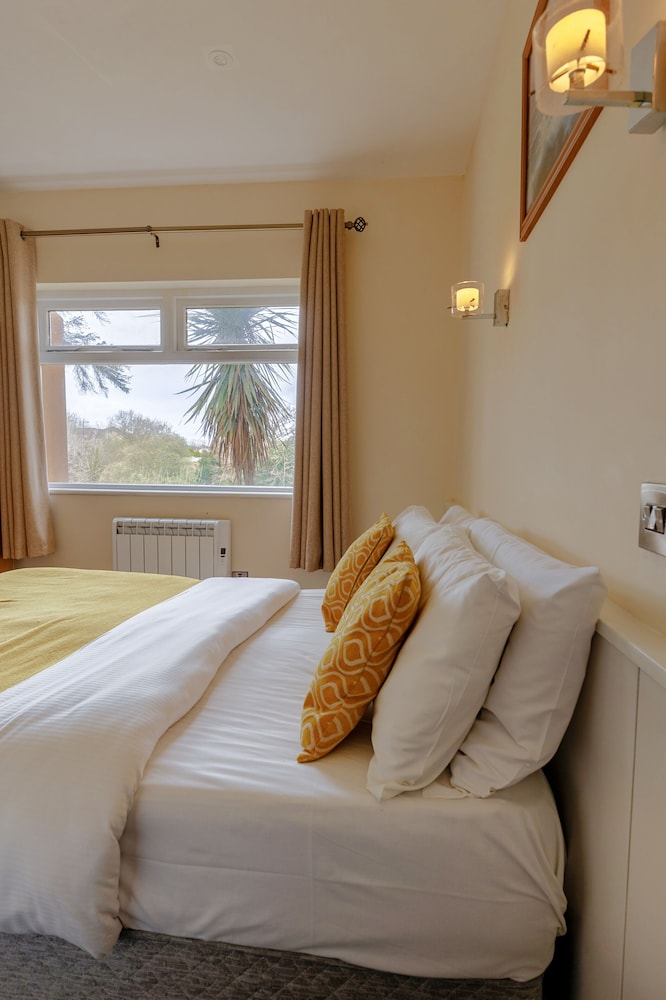 Killarney View House 8/50