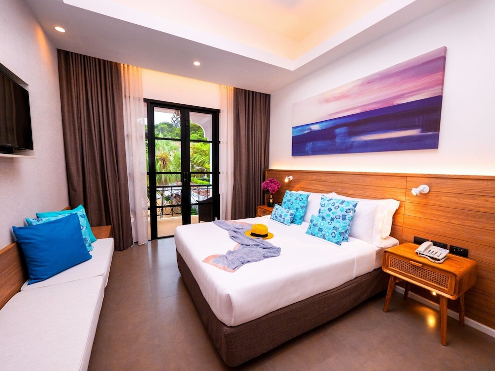 Absolute Sanctuary Hotel 11/47