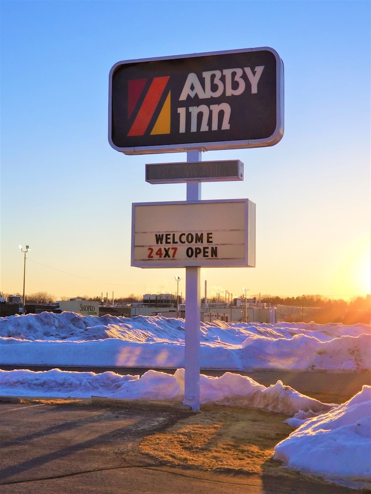 Abby Inn 39/44