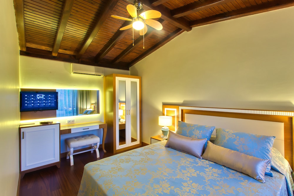 Dogan Hotel 30/72