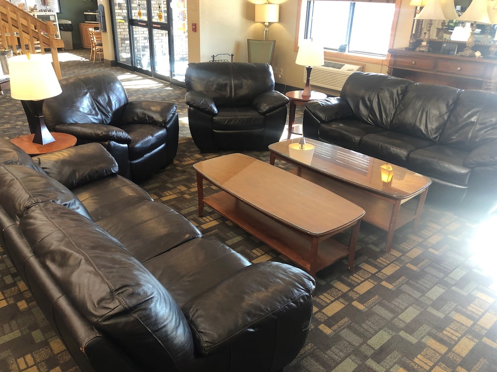 Cobblestone Hotel & Suites - Wisconsin Rapids 22/31