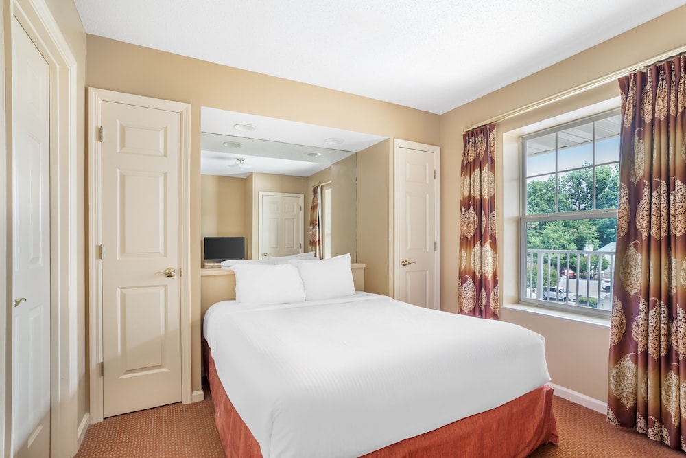 Sunrise Ridge Resort 30/73