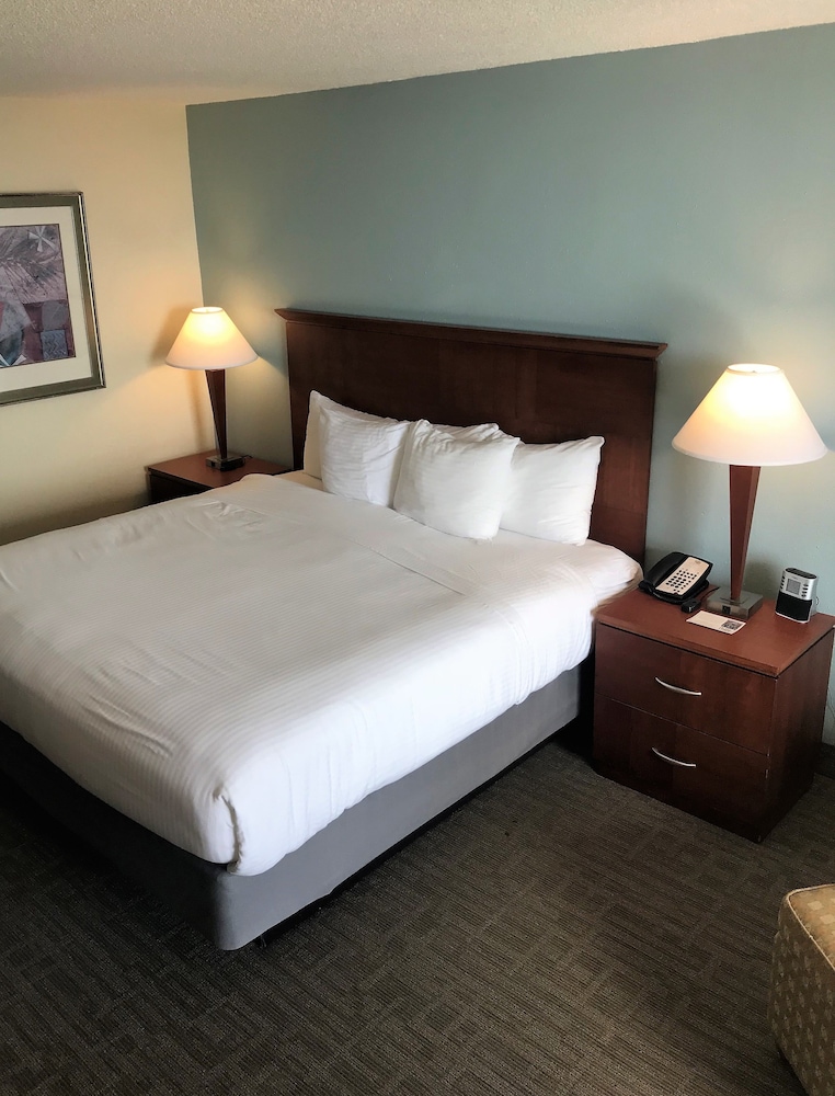 Hotel Tybee 18/69