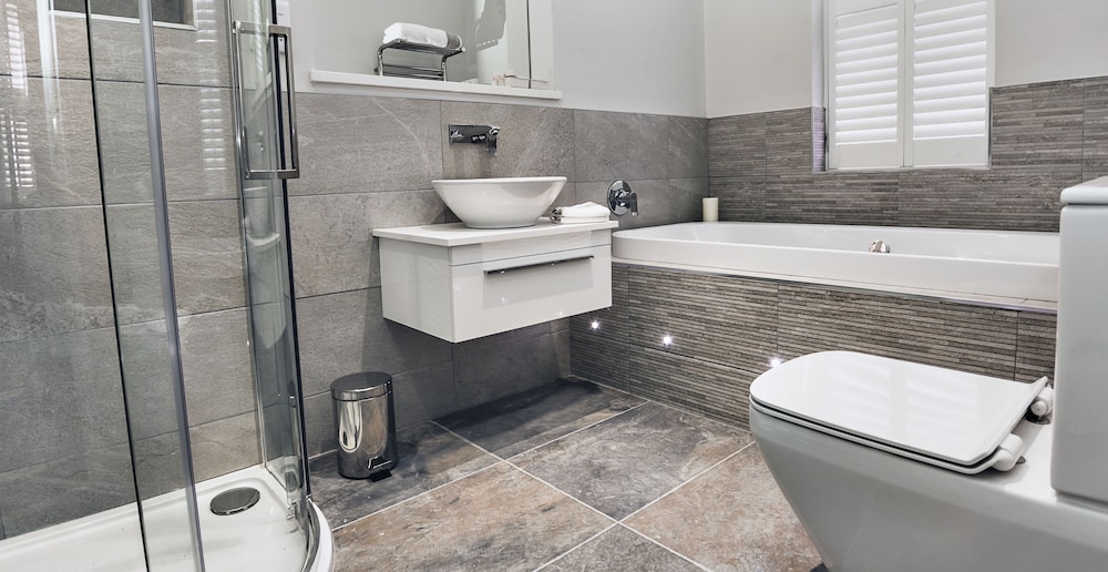 Brocco On The Park 44/50