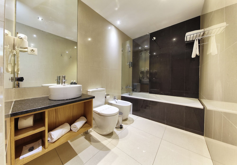 Agua Hotels Riverside 49/49