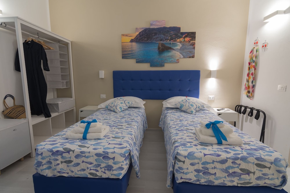 Affittacamere Del Golfo E Delle Cinque Terre 26/50