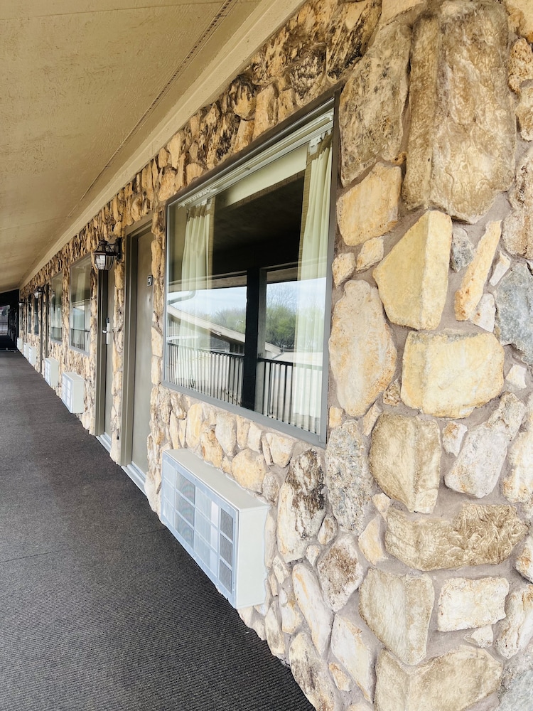 Best Western Stroud Motor Lodge 4/34