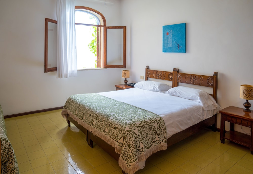 Hotel Carasco 23/71
