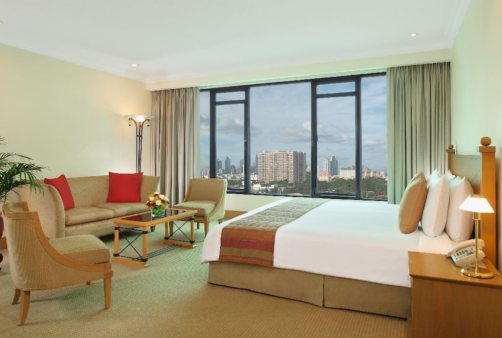 The Heritage Hotel Manila 53/100