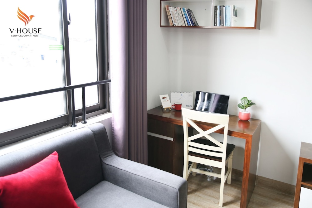 V House 6 Serviced Apartment 34/41