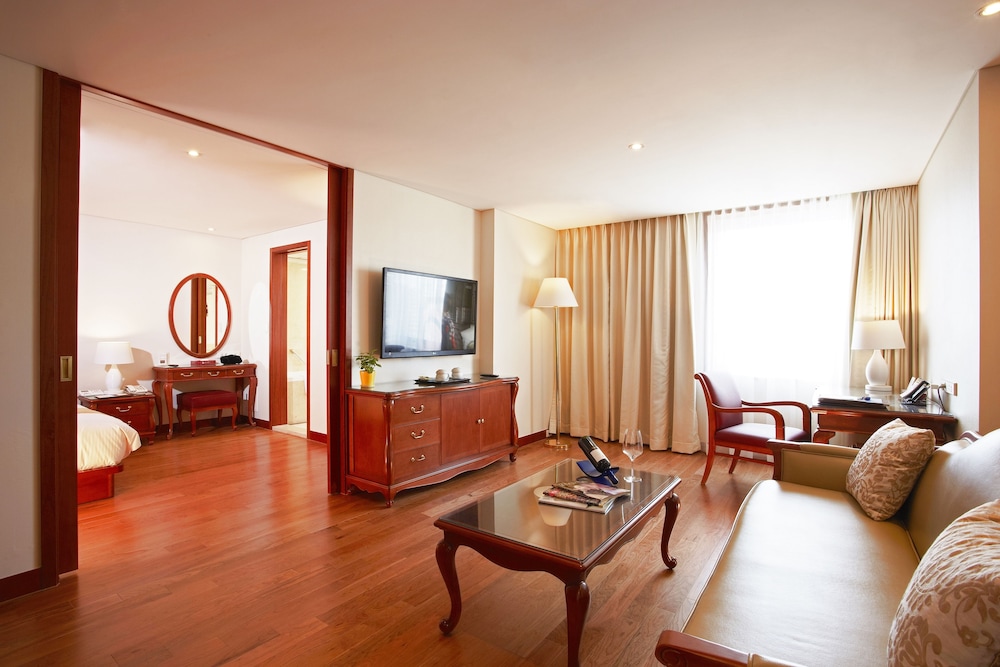 Sejong Hotel 57/78