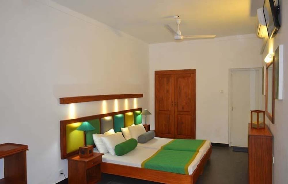 Star Beach Hotel 12/50