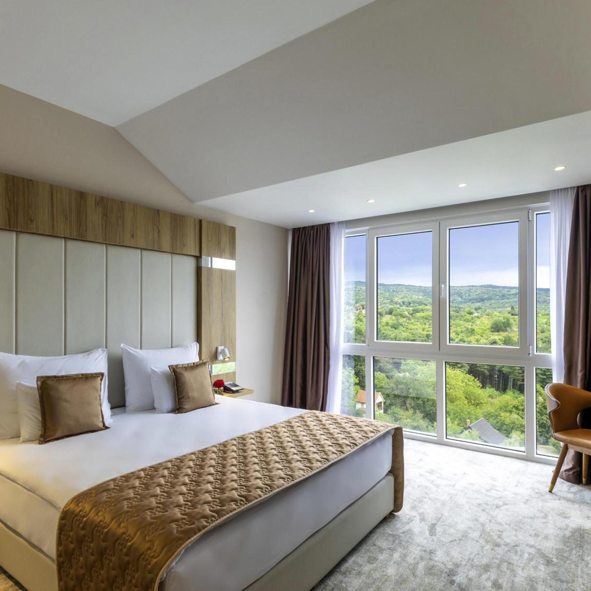 Presidential, Suite, King Bed, Balcony