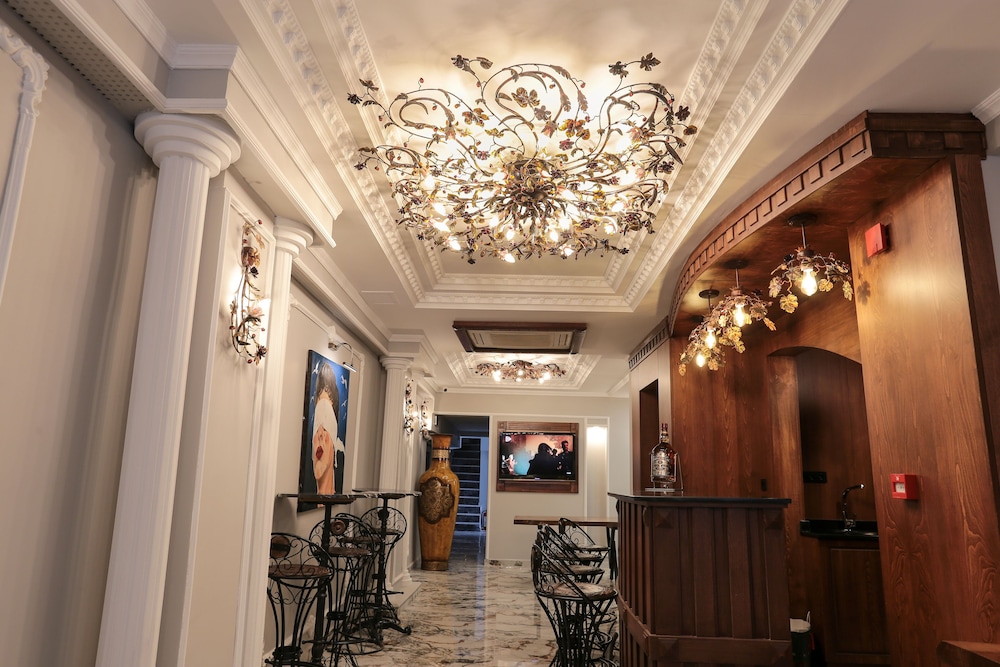 Arach Hotel Harbiye 17/73