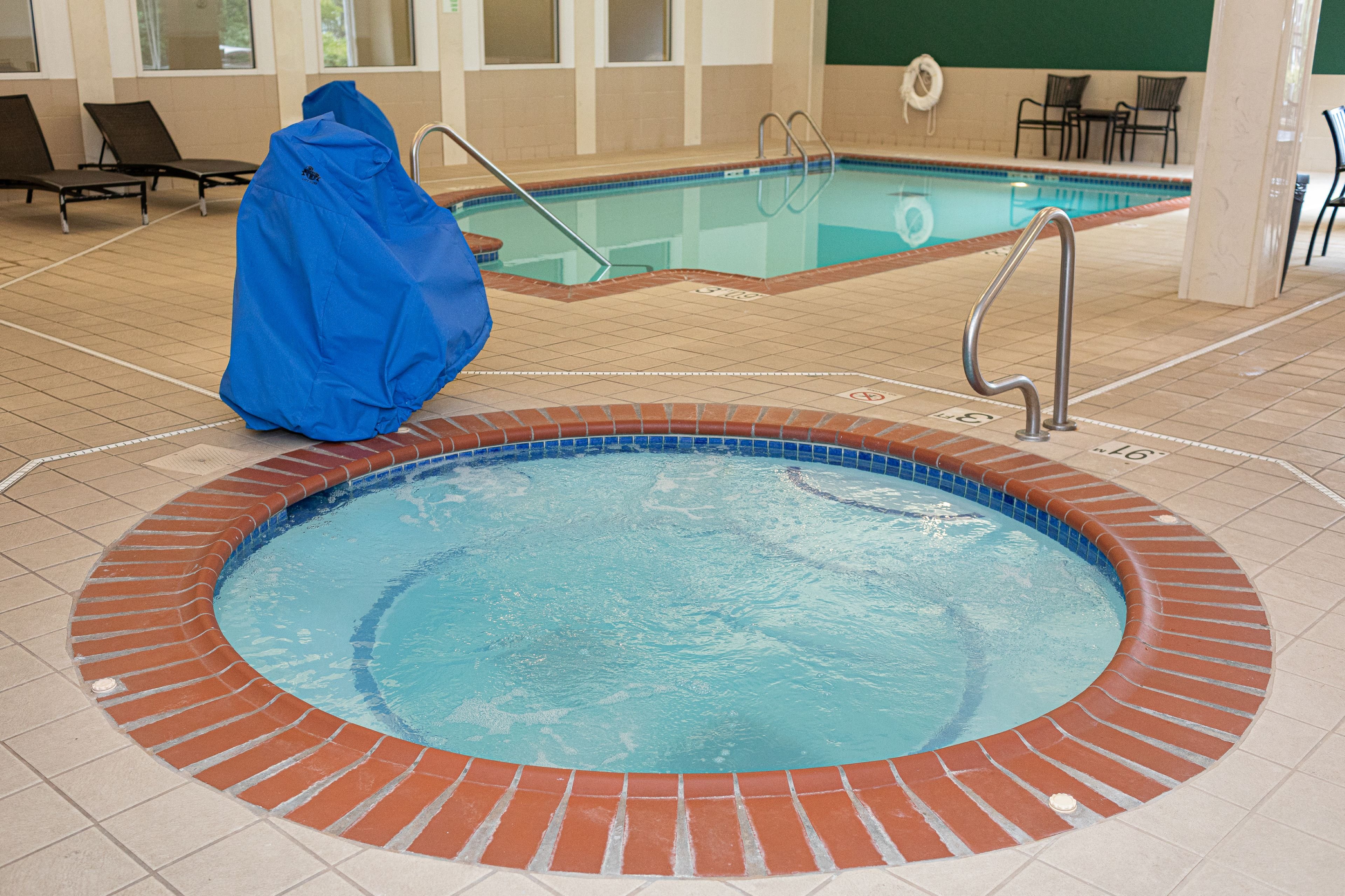 Holiday Inn Effingham 24/46
