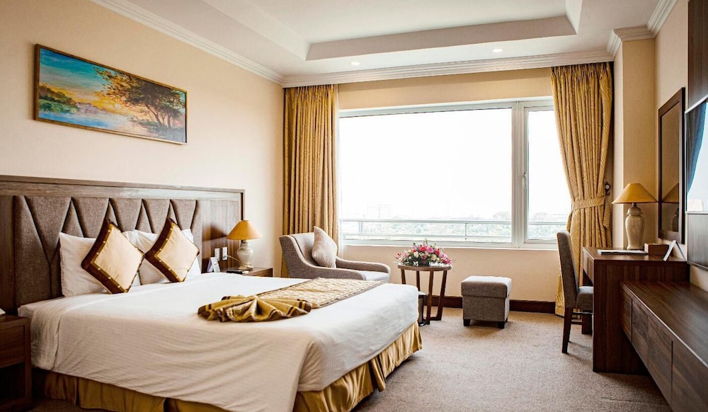 Muong Thanh Grand Phuong Dong Hotel 23/44