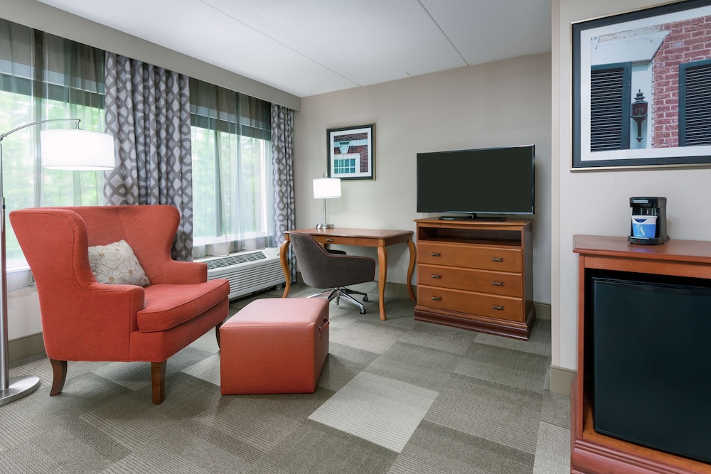 Hampton Inn Danbury Ct 25/51