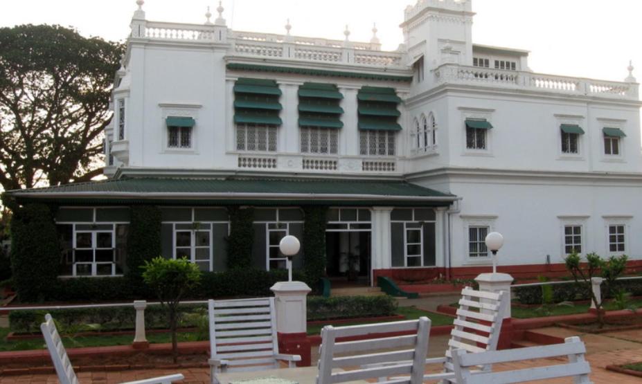 THE GREEN HOTEL 9/59