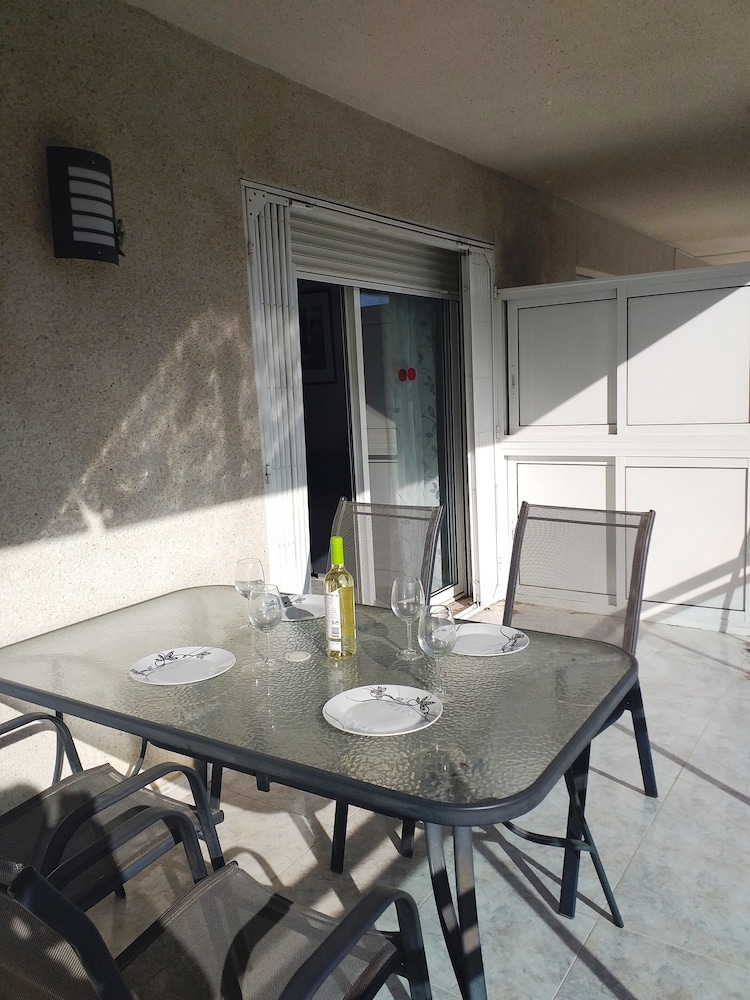 Rentalmar Ventura And Village Park Families Only 54/76