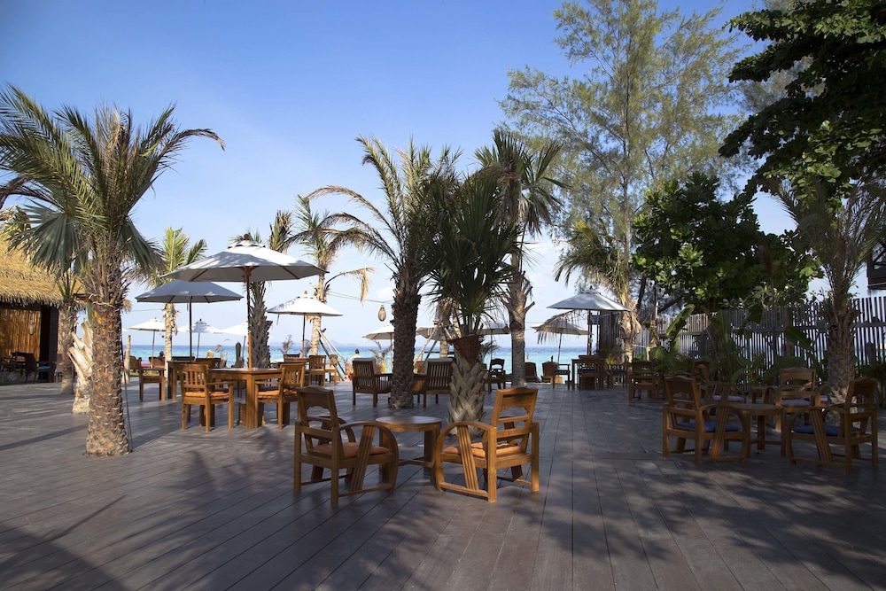Mali Resort Sunrise Beach 20/38