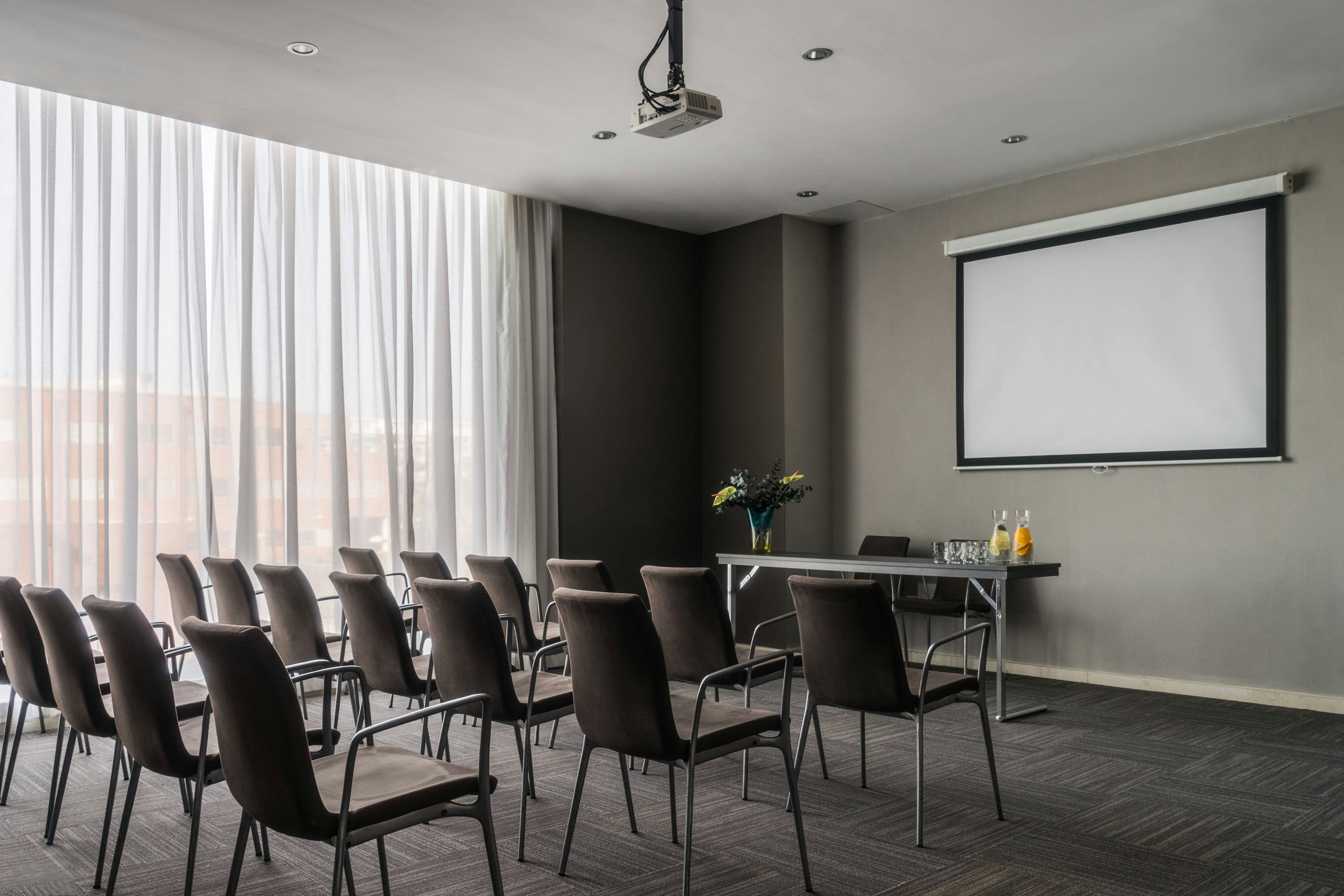 AC Hotel Valencia by Marriott 60/71