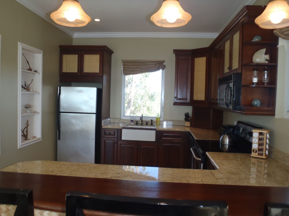 February Point Resort Estates Bb1 28/50