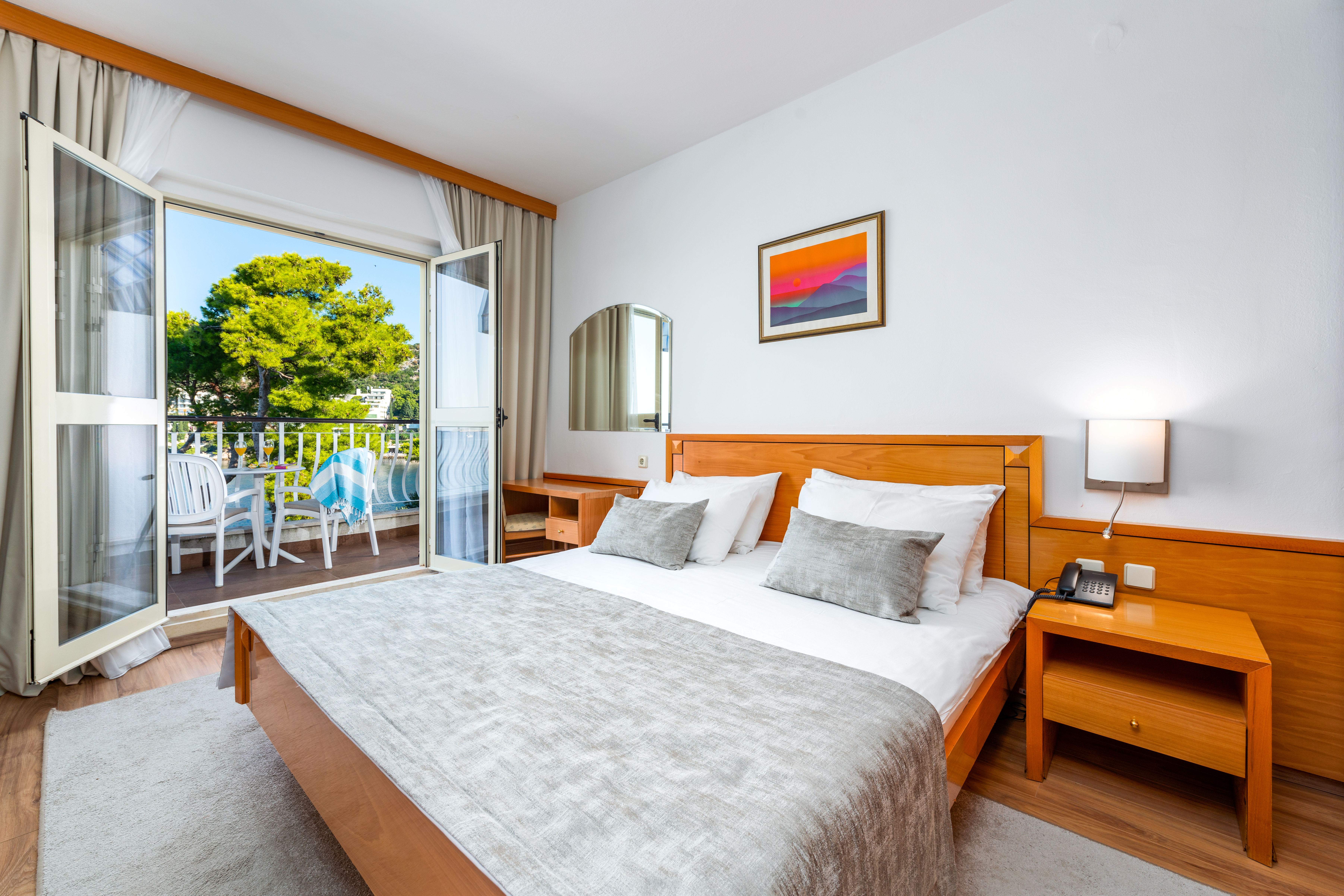 Room, Queen Bed, Sea View, Balcony