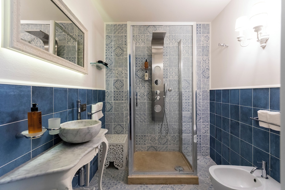 Dimora Bellini Luxury Rooms And Breakfast 49/50