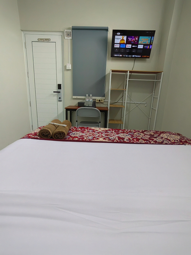 Joy Hotel 6/11