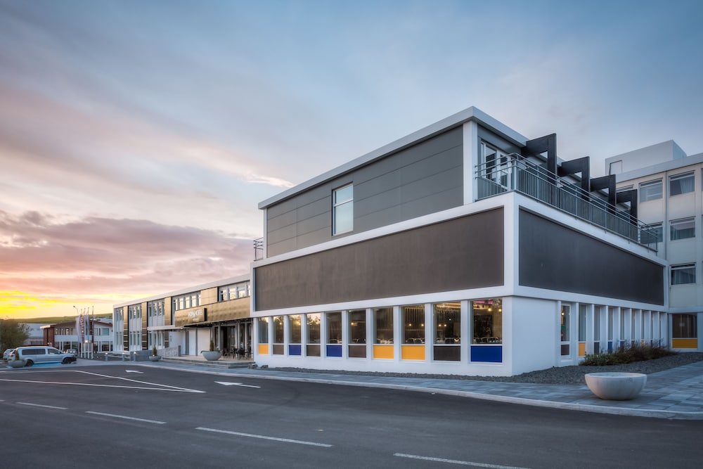 Fosshotel Husavik 5/50