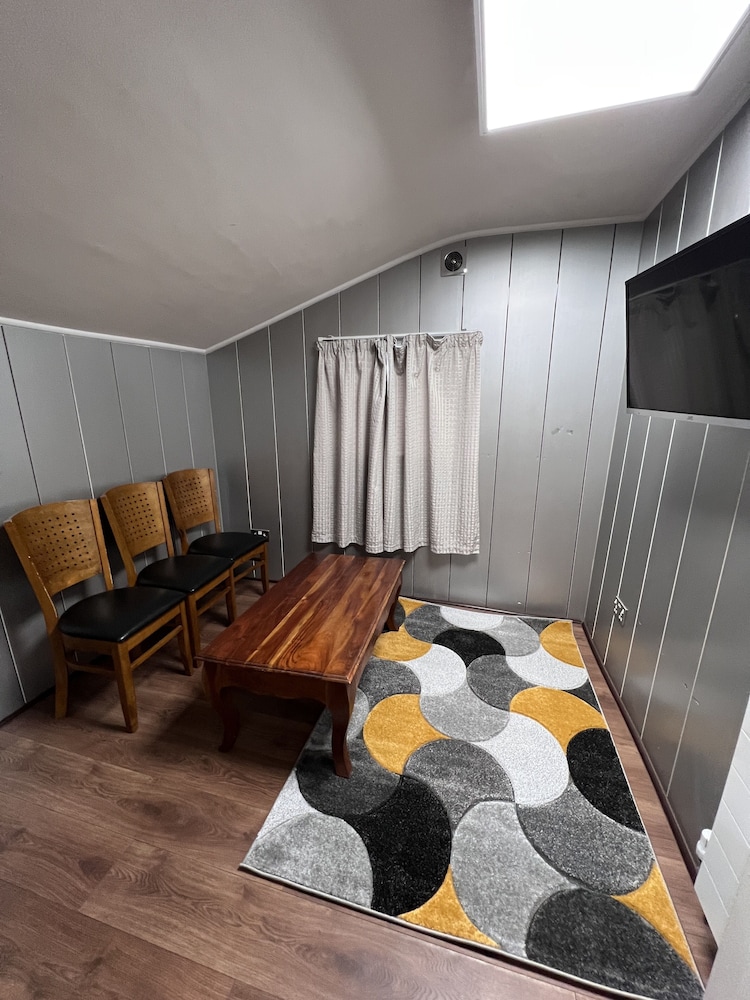 The Commongate Hotel 38/48