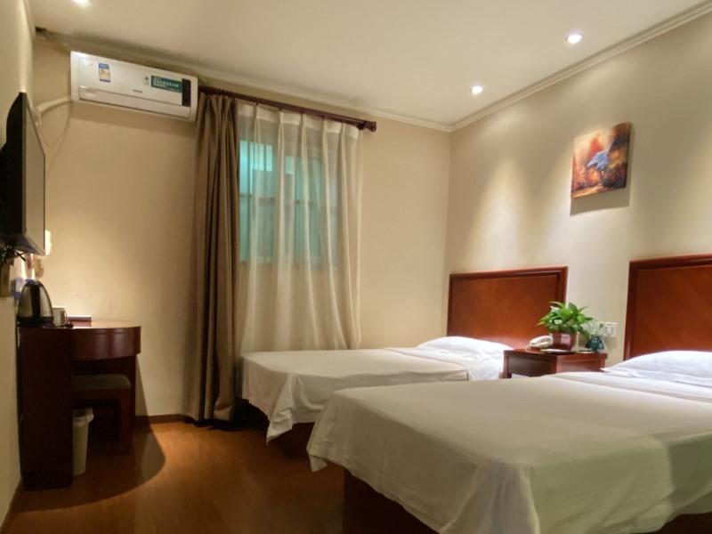 GreenTree Inn Beijing Changping Tiantongyuan East Taipingzhuang Road Express Hotel 6/19