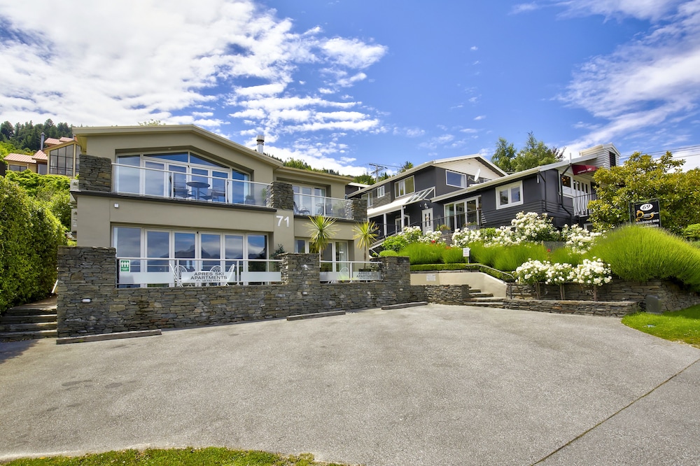 Queenstown House Boutique Bed and Breakfast and Apartments in QUEENSTOWN - NZ