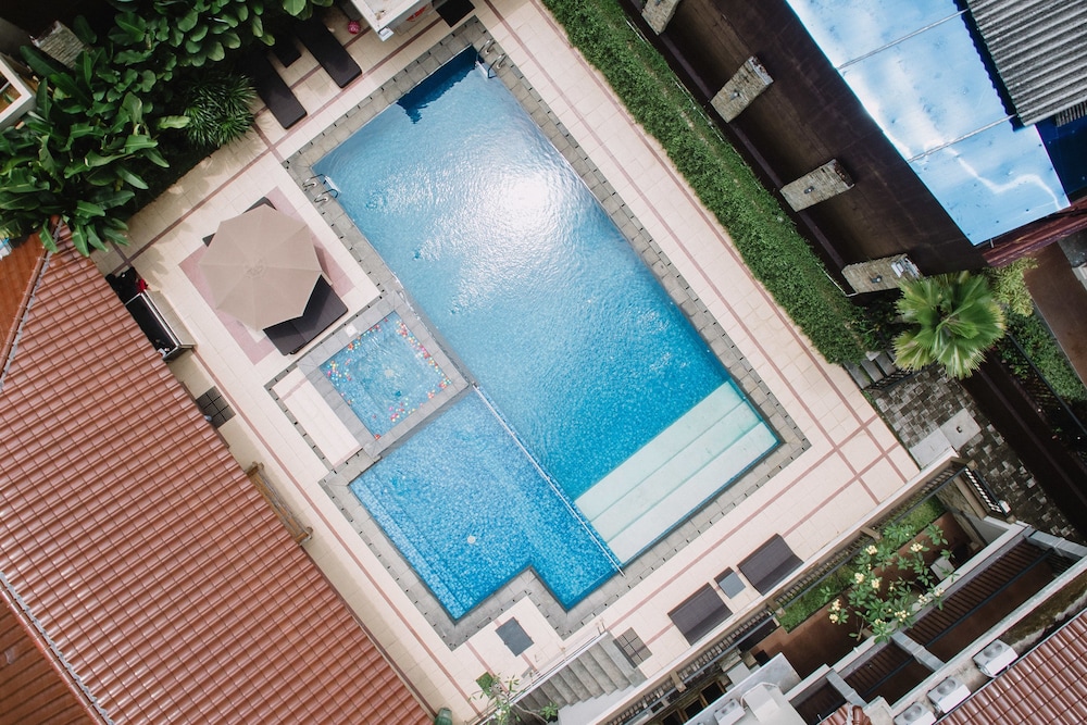KULDESAK VILLAS BANDUNG 37/74