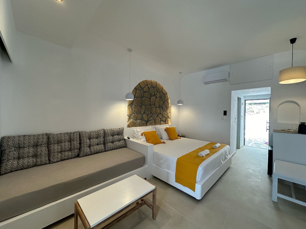 Ladiko Inn Hotel 14/62