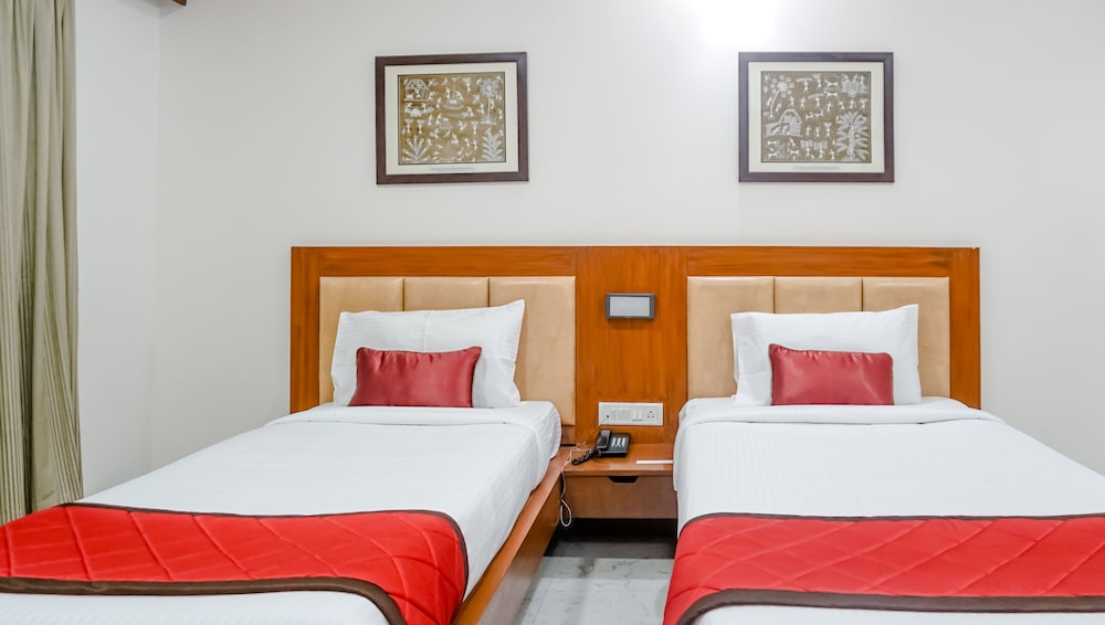Siesta Navi Mumbai 21/41