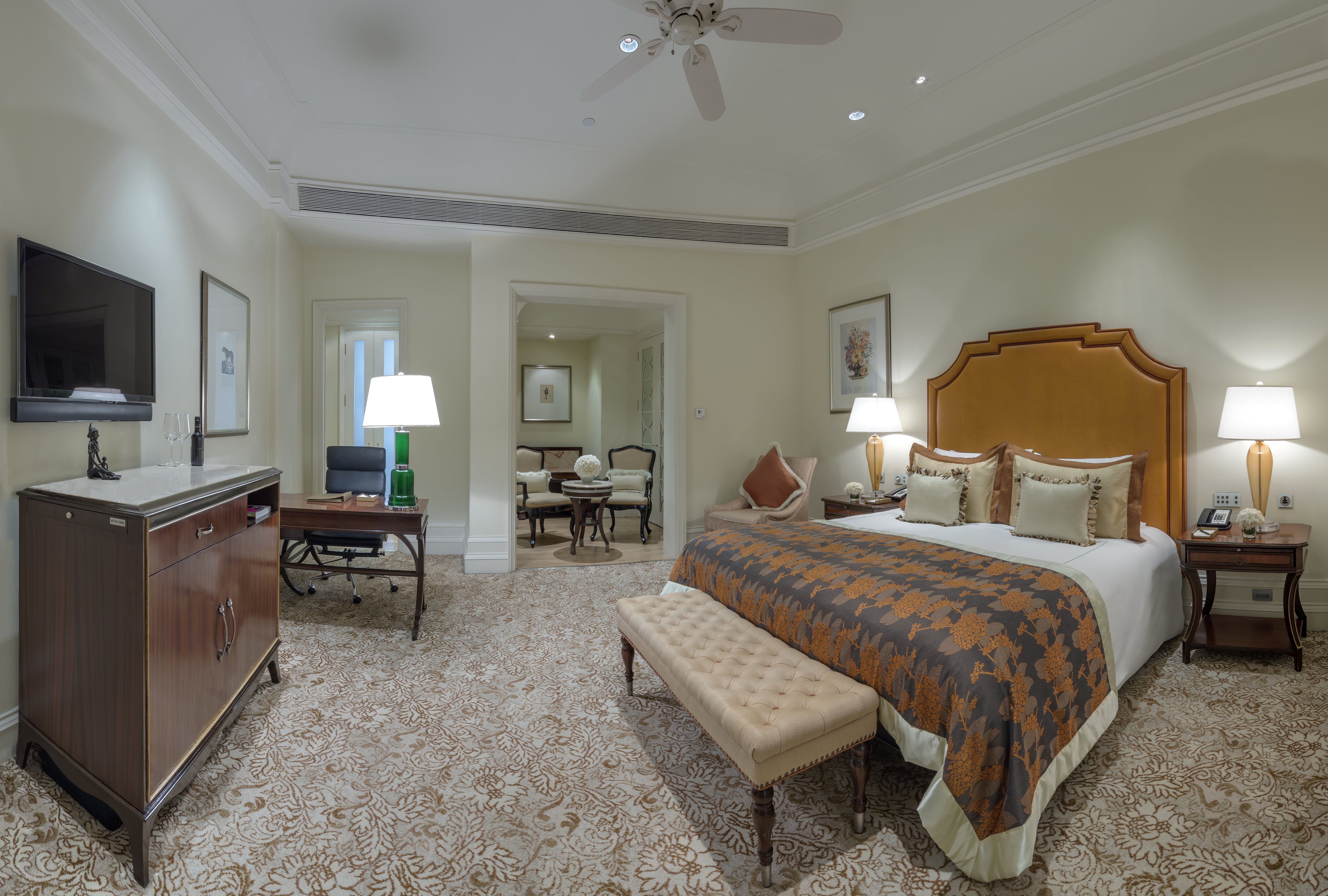 Luxury, Palace Wing