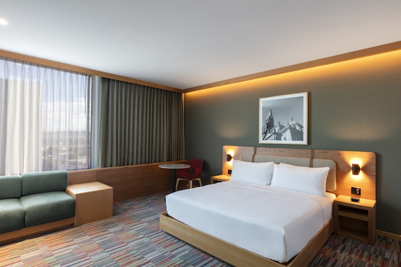 Hilton Garden Inn Guadalajara Airport 7/30